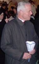 Mgr Williamson à Lourdes 2008 