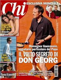 ‘Mgr’ Georg Gaenswein jouant au tennis et faisant la une de la presse People