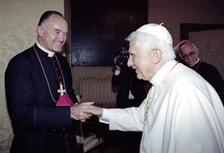 Benoît XVI et Mgr Fellay - Décembre 2005