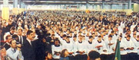 En 1989, Mgr Lefebvre mobilisait 23000 fidèles au Bourget